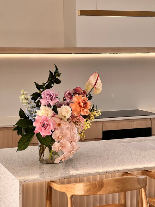 Wow your Houseguests - Elevate your House with Flowers